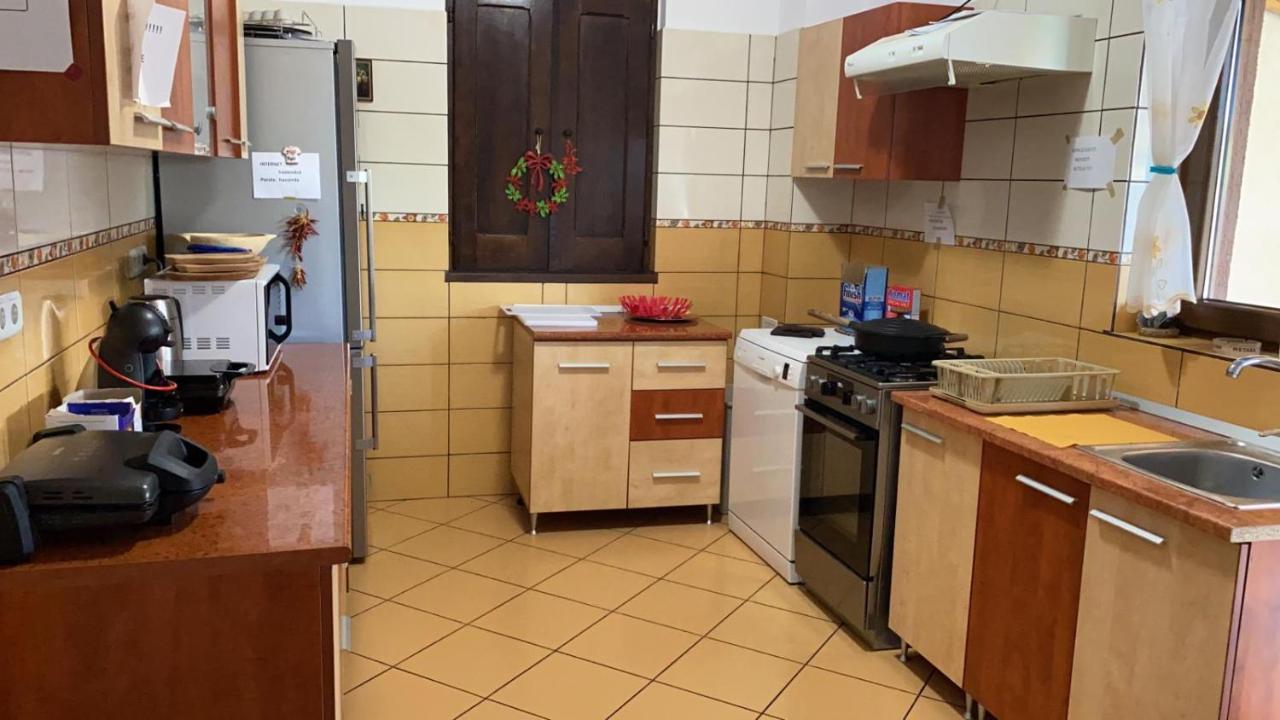 Hasienda Rîşnov Buitenkant foto