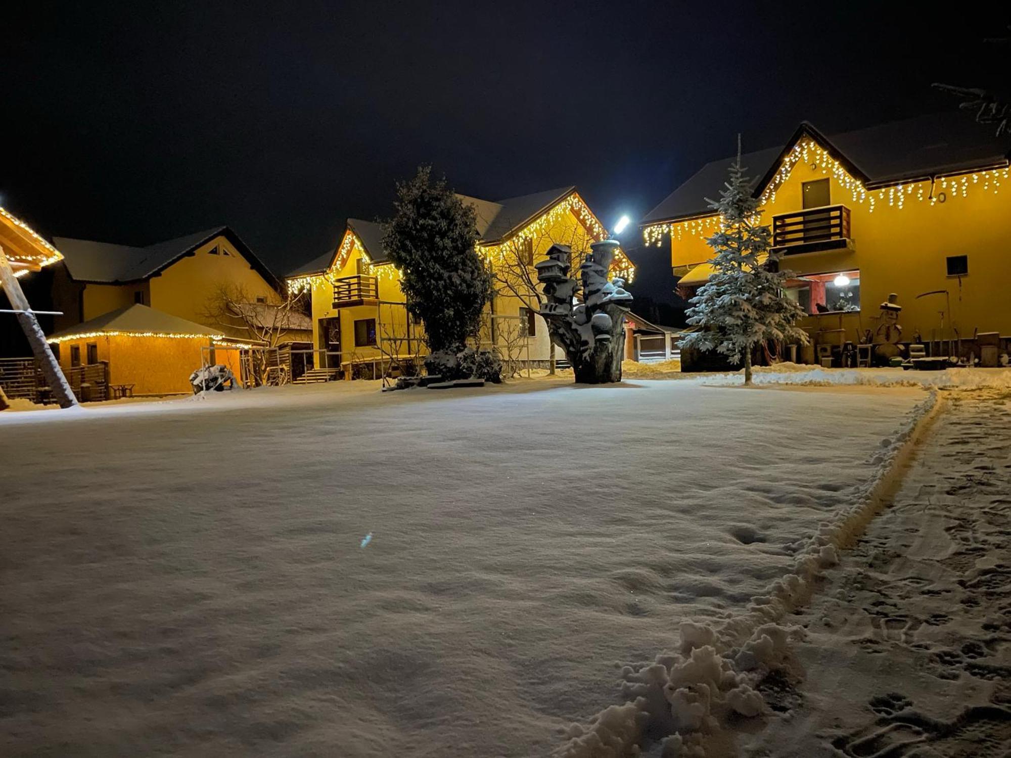 Hasienda Rîşnov Buitenkant foto